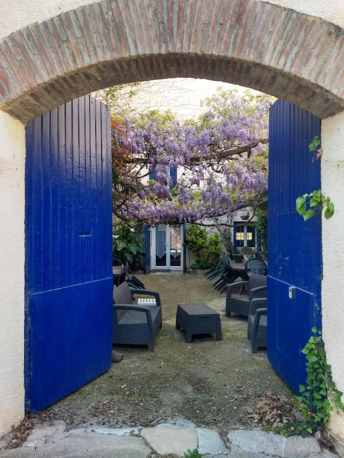 Les Glycines Holiday home *