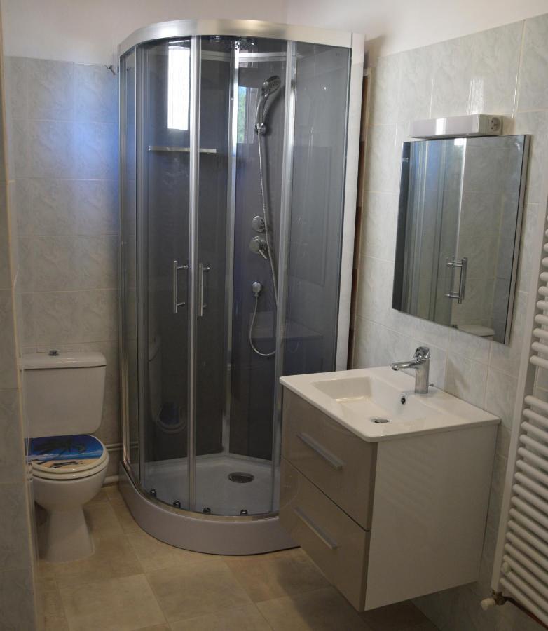 Holiday home Les Glycines *
